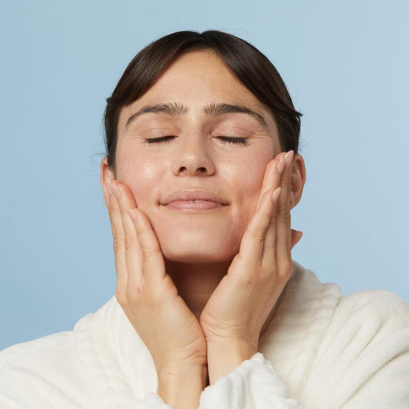 Transform Your Skin with Good Molecules Hyaluronic Acid Serum - Hydrating, Non-Greasy Formula for Youthful, Plump Skin - 1% HA for Anti-Aging Daily Care